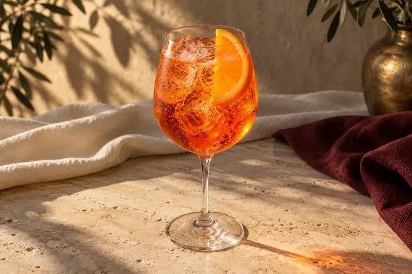 Aperol Spritz serving suggestion